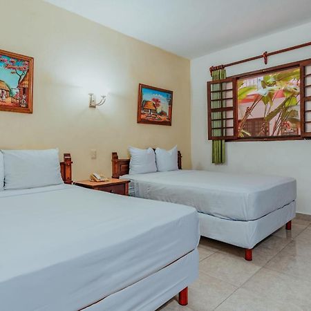 Hotel Santa Maria Merida Exterior photo