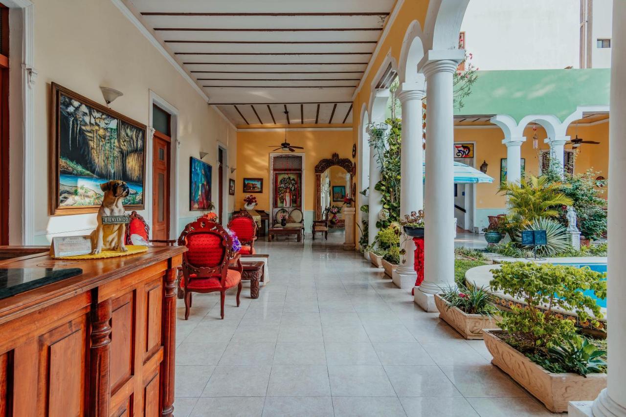 Hotel Santa Maria Merida Exterior photo