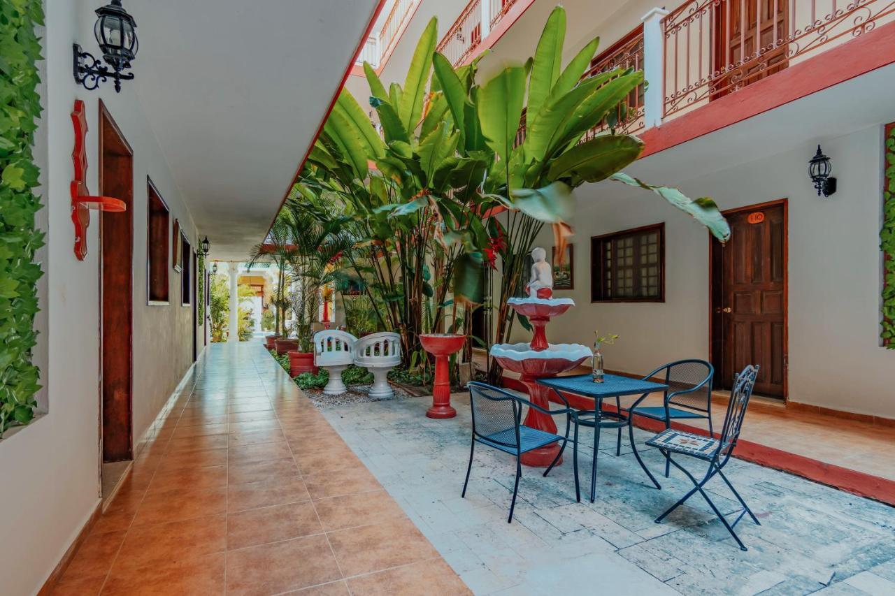 Hotel Santa Maria Merida Exterior photo